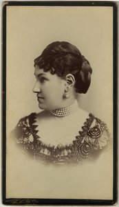 Mevrouw William Astor (sepia print)