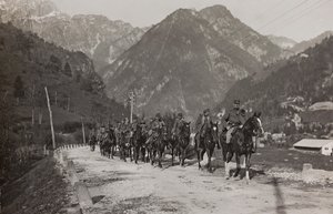 soldaten van de cavalerie (zwart-wit foto)