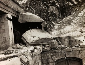 Album "Meine weltkriegs - Erinnerungen South-West Front (Karinthië, Italië, Zuid-Tirol) 31/03/1915-12/11/1918 - Josef Zohles Wenen": puin door Josef Zohles