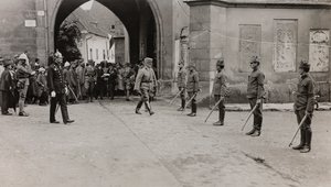 Album "Meine weltkriegs - Erinnerungen Zuidwestfront (Karinthië, Italië, Zuid-Tirol) 31/03/1915-12/11/1918 - Josef Zohles Wien": soldaten in Villach door Josef Zohles