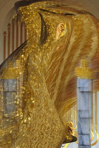 Gouden meisje door Joseph Angilella Auquier