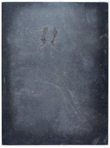 (Naakte vrouw die haar haar doet) door Joseph C. Claghorn