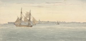 Enkele brik (?) Een ander zeilschip tegen de achtergrond van de stad