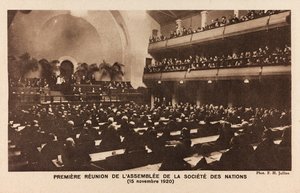Album "Jack Bosio - Oorlogscampagne 1917-1920": eerste bijeenkomst van de Compagnie van de Verenigde Naties in Genève 15 november door Jullien F. H.