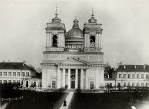 De Drie-eenheidskathedraal van het Sint-Alexander Nevski Klooster in Sint-Petersburg, 1910s door Karl Karlovich Bulla