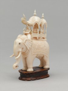 Zwarte koning, schaakstuk, India, ca. 1820 door Kate Elizabeth Bunce