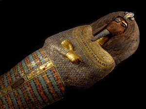 Doodskist van Farao Akhenaten, 18e Dynastie; Nieuwe Koninkrijk; Egypte; Het Egyptisch Museum, 2009 (foto) door Kenneth Garrett