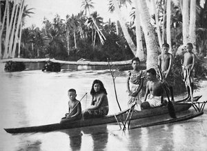 Een Samoaanse kano met drijver en zijn inzittenden, 1902 door Kerry and Co
