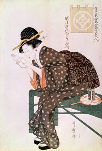 Vrouw die leest. Gemaakt met een crêpe van Echigoya. Zomerserie: Schoonheden van onze tijd door Kitagawa Utamaro
