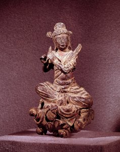 Koreaanse kunst: voorstelling van een Apsara in gouden brons, zijnde Celeste. Silla-periode (7e-10e eeuw) door Korean School