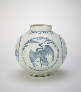 Pot met ontwerpen van schildpadden en kraanvogels, 19e eeuw