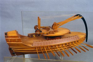 Escorpio, boot met de ram. Model naar de tekening van Leonardo da Vinci