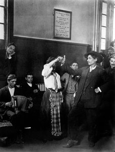 Immigranten op Ellis Island door Lewis Wickes Hine