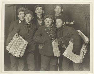 Newboys, Brooklyn Bridge door Lewis Wickes Hine