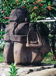 Antropomorfe Tiki-sculptuur, Papeete, Tahiti