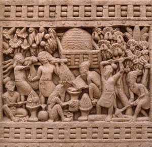 Detail van de oostzijde van de Stupa I in Sanchi (UNESCO Werelderfgoedlijst)