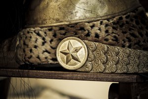 Historische re-enactment: Helm van het 23e Regiment Dragonders, Franse leger, Napoleontische oorlogen door Unbekannt Unbekannt