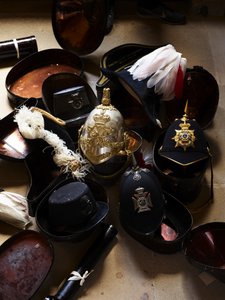Militaire hoofddeksels, Chatsworth House
