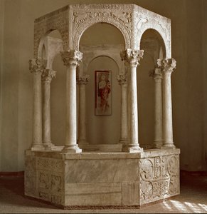 Archeologie van de Middeleeuwen: Barbaarse kunst van Lombardije: doopvont van Patriarch Callisto door Lombard School
