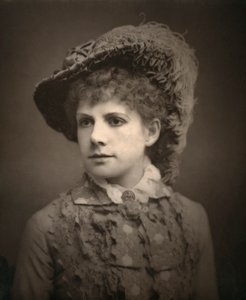Alma Murray, Britse actrice, 1882