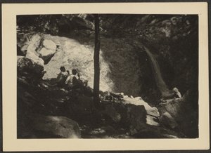 [Figuren in schaduwrijk boslandschap]. door Louis Fleckenstein