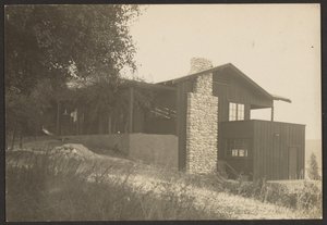 Oak Lodge door Louis Fleckenstein