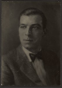  door Louis Fleckenstein