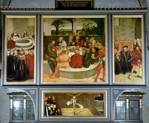 Drieluik, linker paneel, Philipp Melanchthon voert een doop uit bijgestaan door Martin Luther; middenpaneel, het Laatste Avondmaal met Luther onder de Apostelen; rechter paneel, Luther doet zijn biecht; Luther