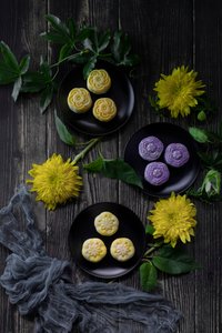 Feestelijk stilleven met maancakes