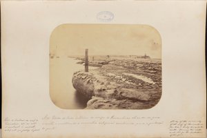 Studie van de binnenkant van het rif van Pernambuco, kijkend naar het noorden en met de kunstmatige muur die is gebouwd om de haven te beschermen
