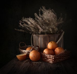 Rustiek stilleven met sinaasappels