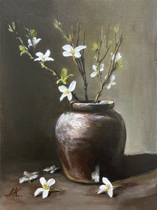 Rustieke vaas met witte bloemen door Marina Kozyr