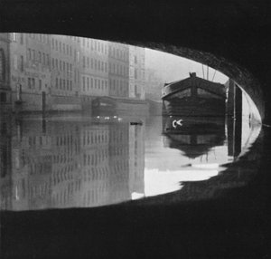 Berlijn: Friedrichsgracht door Mario Bucovich