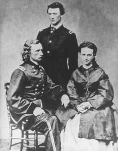 Generaal George A. Custer met zijn vrouw Elizabeth en zijn broer Tom