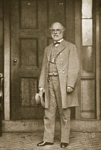 Generaal Robert E. Lee staand buiten zijn huis in Richmond, april 1865