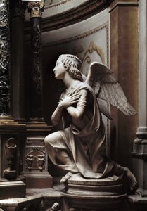 Engel in Aanbidding Marmeren beeldhouwwerk door Matteo Civitali (1436-1501)