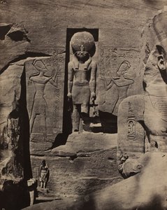 Abu Simbel, Beelden bij de ingang van Spéos de Phré