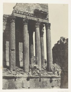 Baalbeck (Heliopolis), Tempel van Jupiter, Gezien vanuit de zuidoostelijke hoek; Syrië door Maxime Du Camp