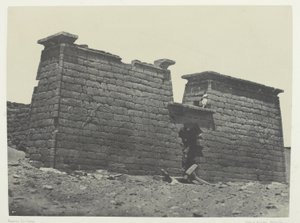 Hémi-Spéos De Séboua, Pylons; Nubië, plaat 98 uit het album "Egypte, Nubie, Palestina et Syrie" (1852) door Maxime Du Camp