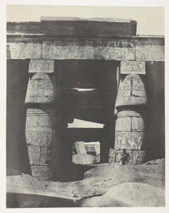 Karnak, Portiek van de Tempel van Khons; Thebe door Maxime Du Camp