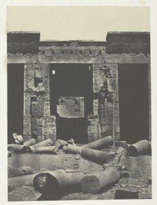 Médinet-Habou, Oostelijk deel van de Peristyle van het Paleis van Ramsès-Méiamoun; Thebe door Maxime Du Camp