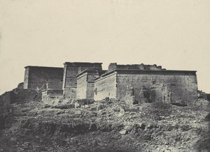 Nubië. Grote Tempel van Isis, A Philoe. Algemeen uitzicht vanuit het noorden door Maxime Du Camp