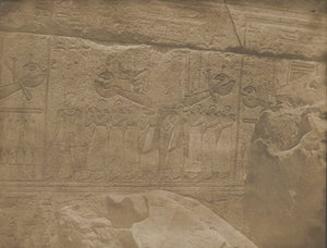 Paleis van Karnak, buitenbeelden van het granieten heiligdom, 1849-51 door Maxime Du Camp