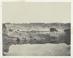 Noordelijke Oever van de Nijl Dorp Abou-Koli, Uitzicht vanuit het Noorden van Philoe, Nubië, 1849-51 door Maxime Du Camp