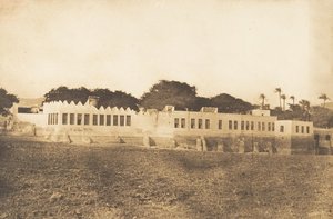 Vue du Divan et du Palais du Gouverneur, à Syout, 1849-50 door Maxime Du Camp