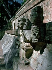 Stenen sculpturen - tempel 11