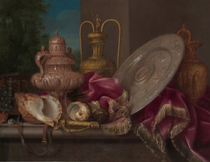 Stilleven met zilver en goud, schelpen en een zwaard, vierde kwart 17e eeuw