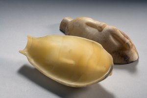 Tweedelig vat in de vorm van een eend (alabaster) door Middle Kingdom Egyptian