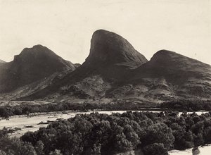 Het bouwen van een rijk in het fascistische tijdperk: bergketen in de vorm van een menselijk profiel, 09/05/1936
