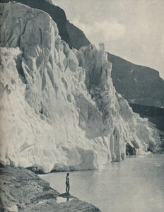 Tumbling Glacier en Berg Lake op Canada